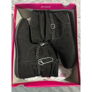Kids Black Suede Ruched Boots Memory Foam Size 5 M Evelyn